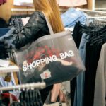 Scopriamo perchè è meglio scegliere il packaging tessile per il settore moda sacchetti-di-tessuto-utilizzi-green